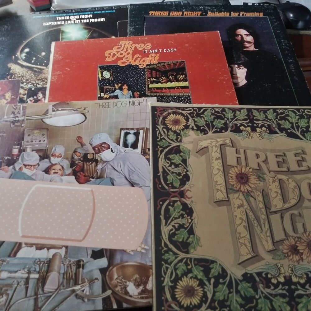 7 Different GOOD Original 60s & 70s Records Three Dog Night + 1 BAD ONE FOR FREE